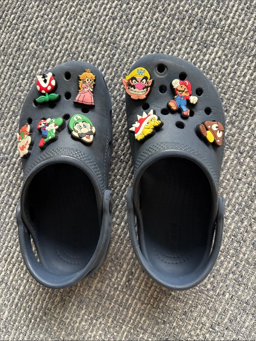 CROCS Kids Navy Clog Sandals with Super Mario Character Jibbitz Charms | Sz 11